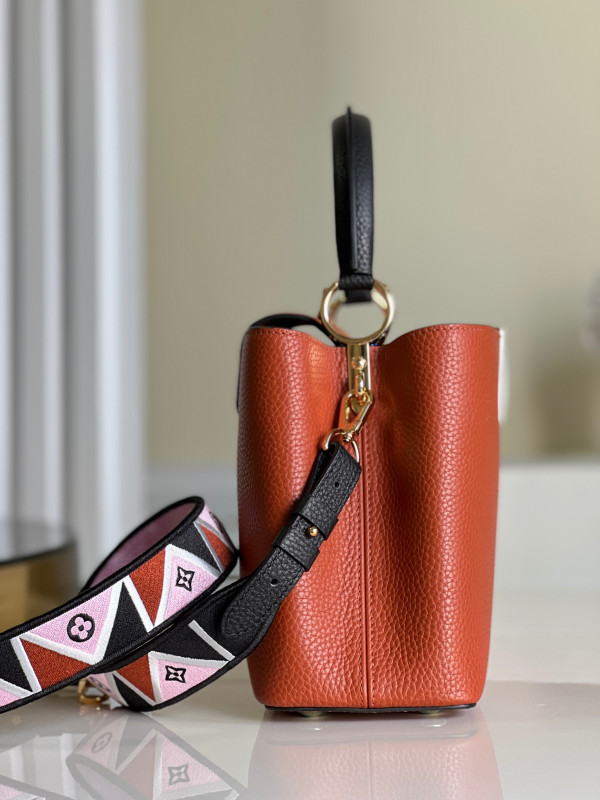 l0*is V*t0n capucines mm