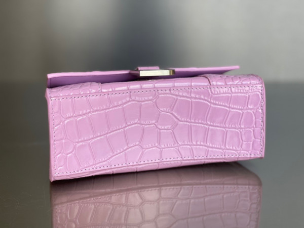 Ba*len*cia*ga hourglass