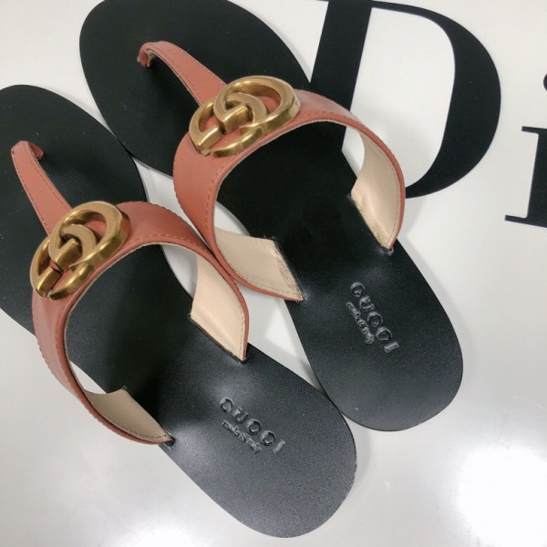 G*u*i leather thong sandal with double g