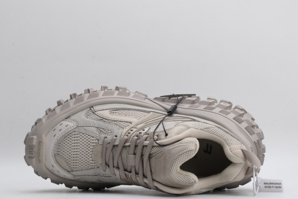 Ba*len*cia*ga defender sneaker