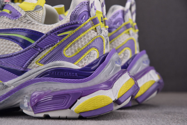 Ba*len*cia*ga runner