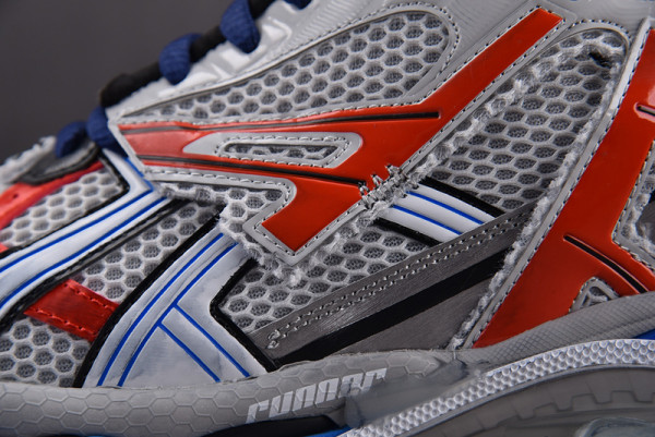 Ba*len*cia*ga runner