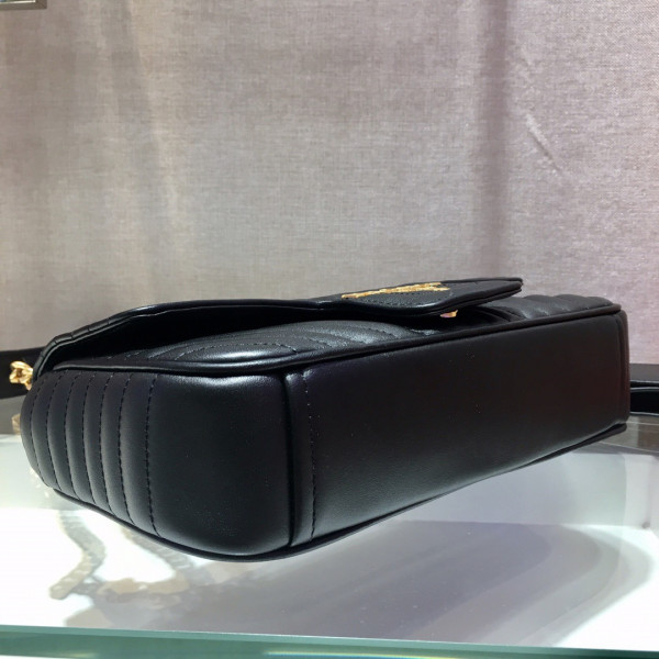 Pra*a medium leather Pra*a diagramme bag