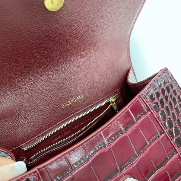 Ba*len*cia*ga hourglass