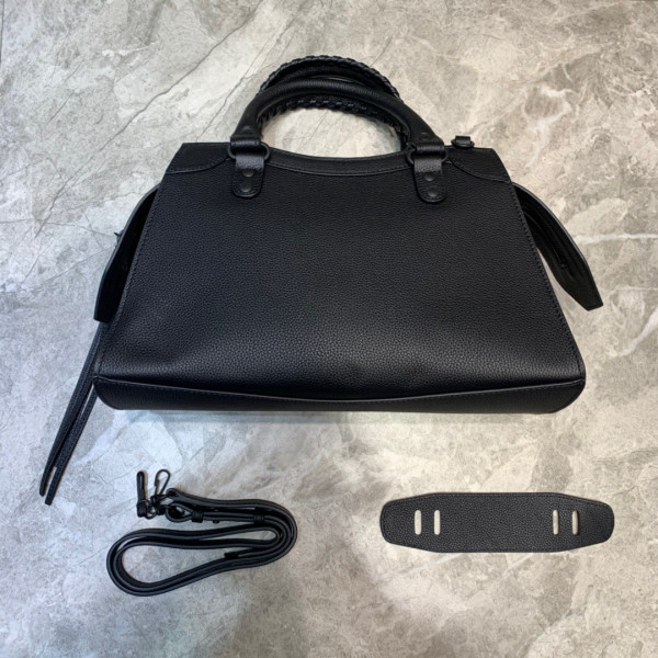 Ba*len*cia*ga neo classic small top handle bag