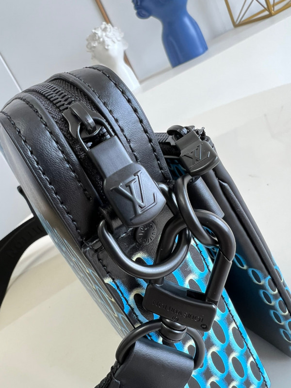 l0*is V*t0n trio messenger