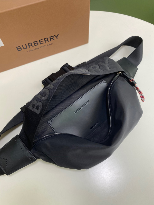 B**rry bum bag
