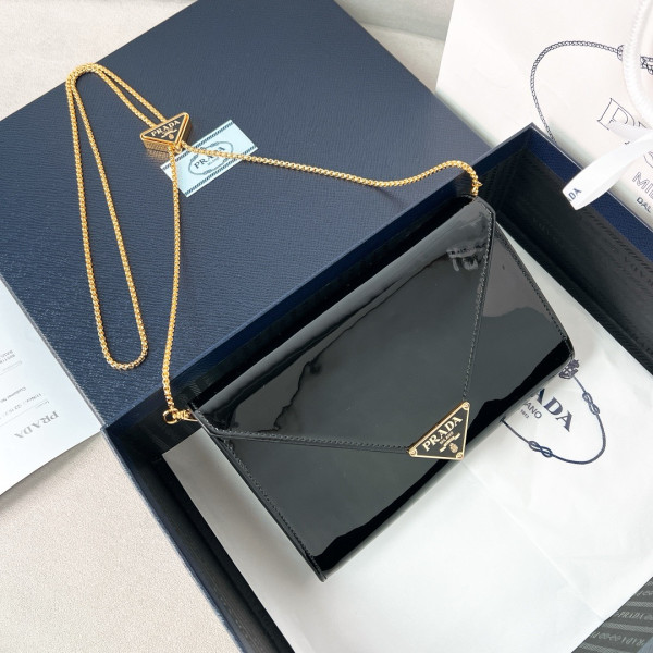 Pra*a patent leather mini-bag-20*11.5cm