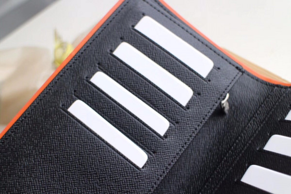 l0*is V*t0n brazza wallet