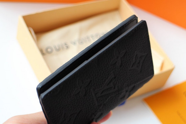 l0*is V*t0n pocket organizer