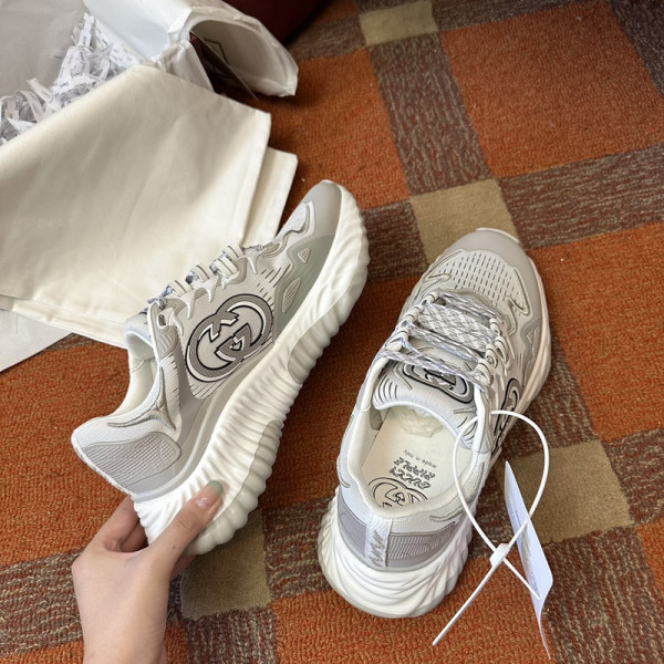 G*u*i men&women sneakers