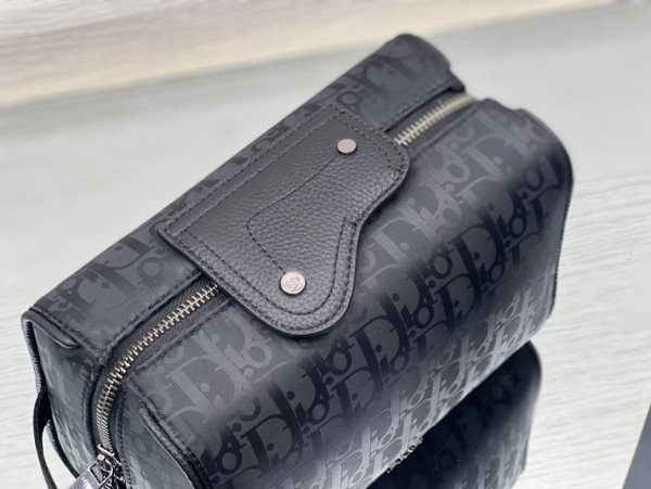 DIRO LINGOT TOILETRY BAG