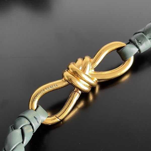 bo*te*ga Ve*ne*ta medium andiamo