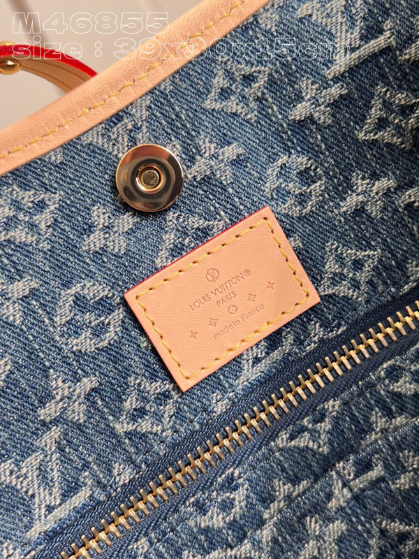 l0*is V*t0n carryall mm