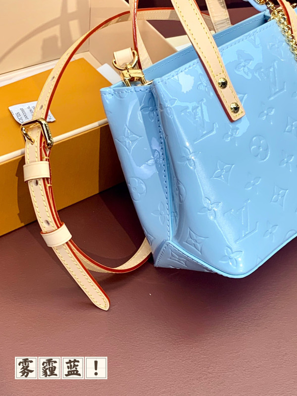 l0*is V*t0n reade pm