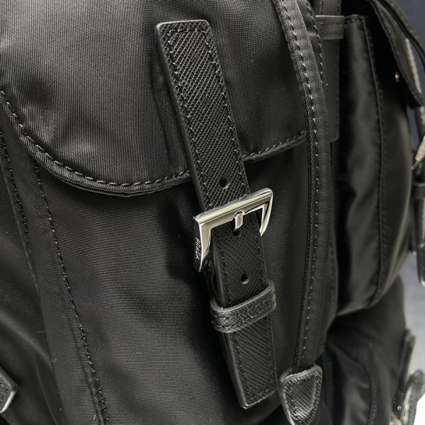 Pra*a re-nylon backpack-23.5*28*12cm