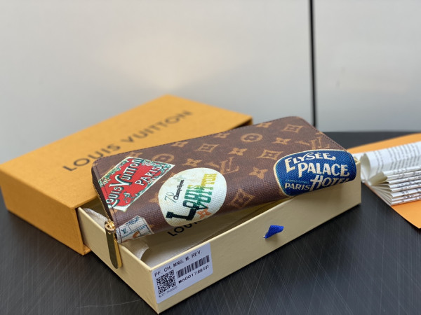 l0*is V*t0n zippy wallet-10*20*2 cm