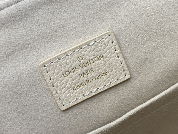 l0*is V*t0n backup ys-20*22*14cm