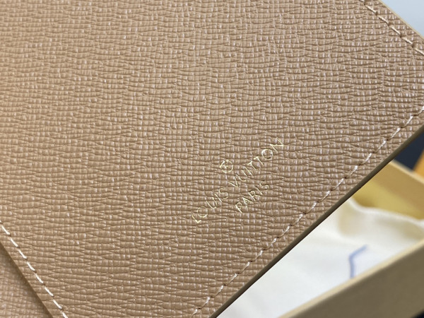 l0*is V*t0n passport cover-10*14*2.5cm