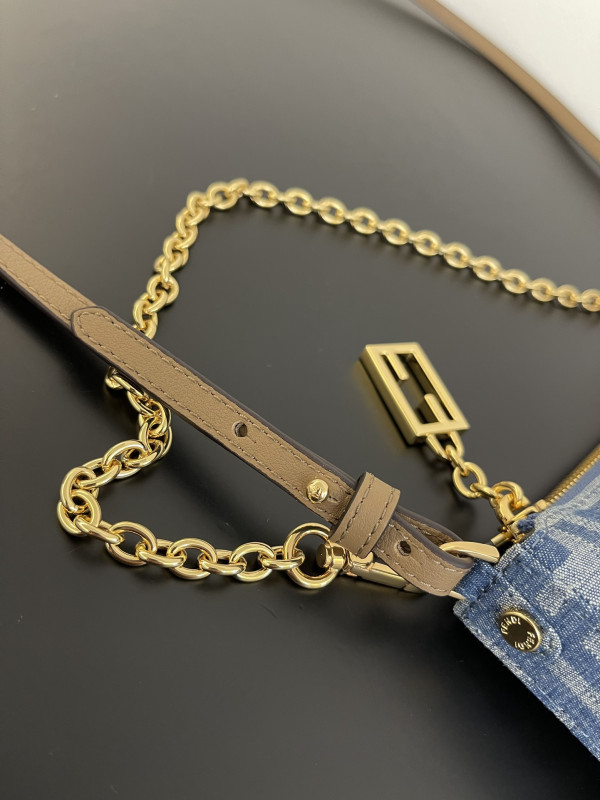 F**di baguette pouch-20*3*13cm