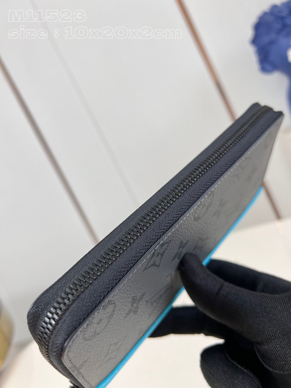 l0*is V*t0n zippy wallet-10*20*2 cm