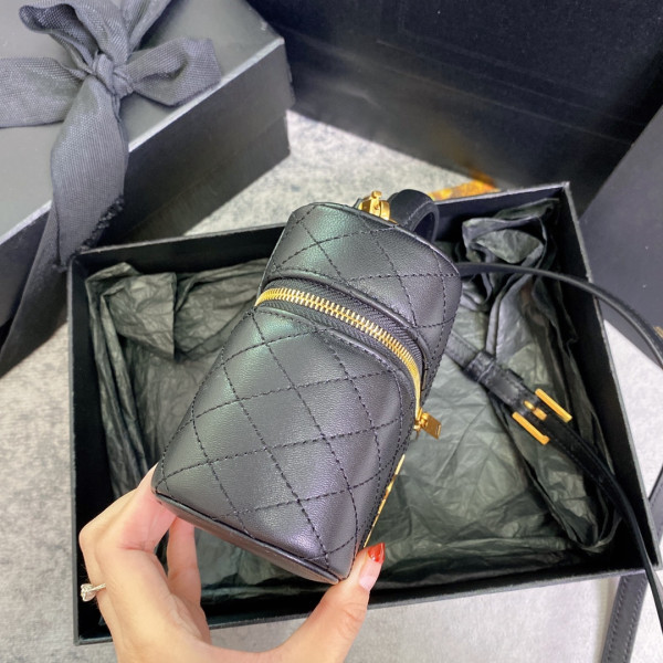 Y*L gaby vanity bag in lambskin