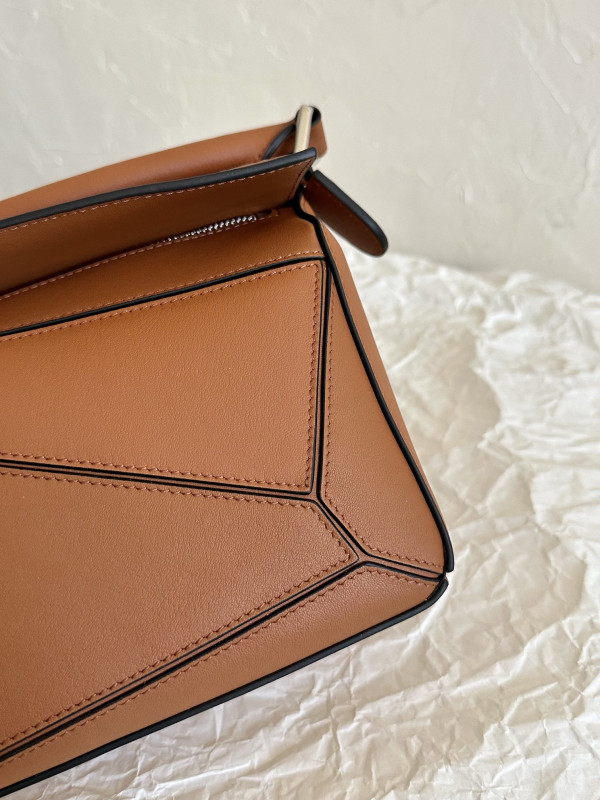 Lowee Small Puzzle Bag-24*16*10.5cm