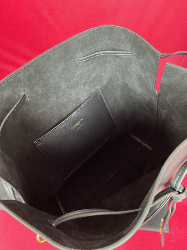 Y*L paris vii pochon in lambskin