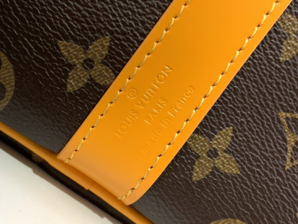 l0*is V*t0n keepall bandouliÈre 50