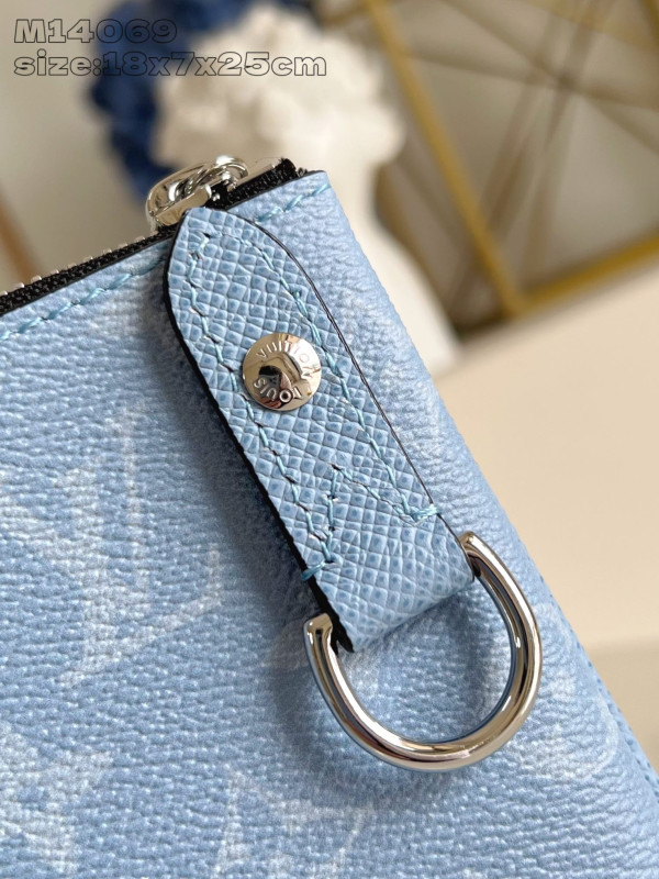 l0*is V*t0n trio messenger