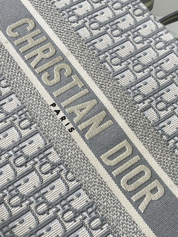 MEDIUM DIRO BOOK TOTE GREY-36CM