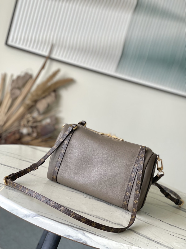 l0*is V*t0n express pm - 17*13.5*26cm