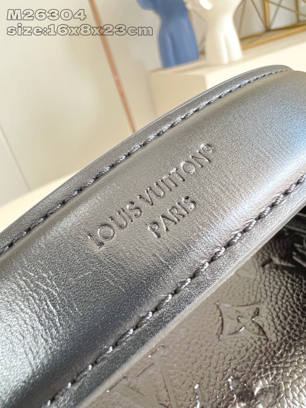 l0*is V*t0n side trunk mm - 23.5*16*8.5cm