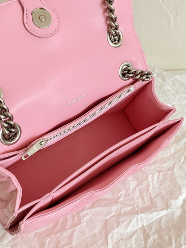 Ba*len*cia*ga crush small chain bag
