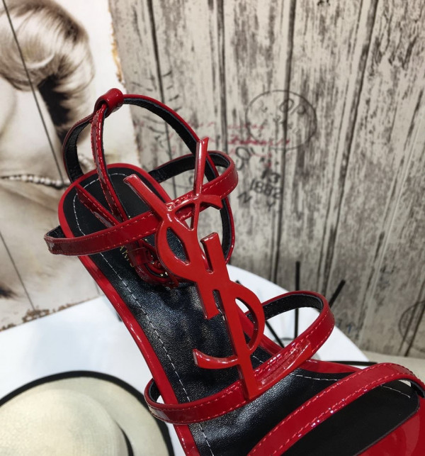 Y*L cassandra platform sandals in patent leather