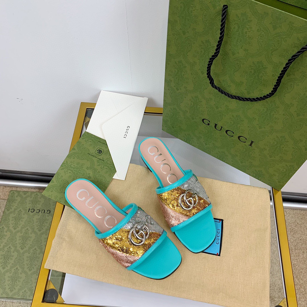 G*u*i women's slide with double g