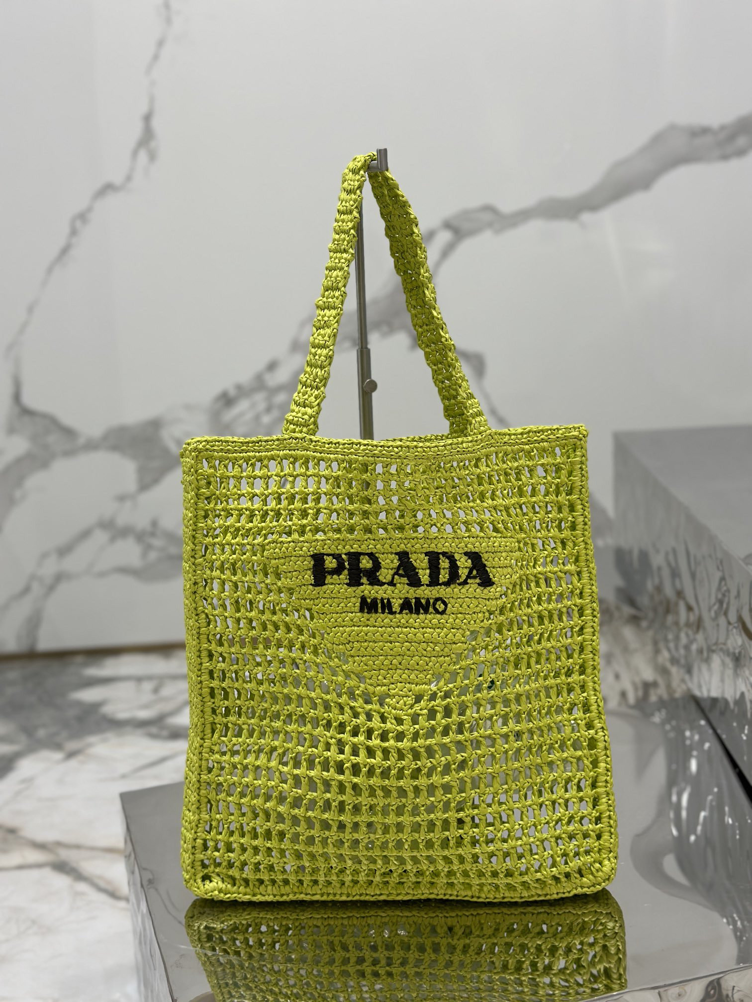 Pra*a crochet tote bag