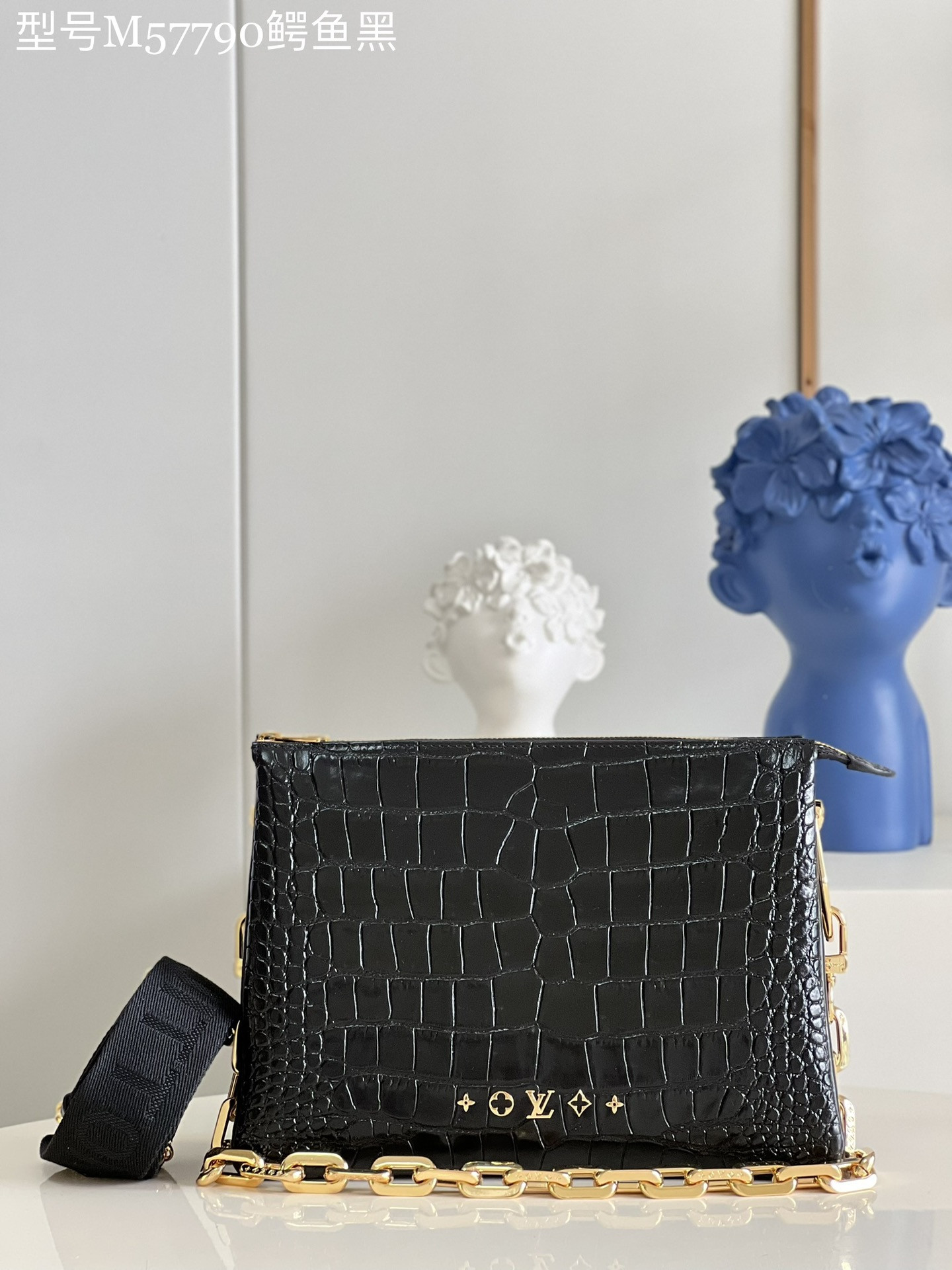 l0*is V*t0n coussin pm-26*20*12cm