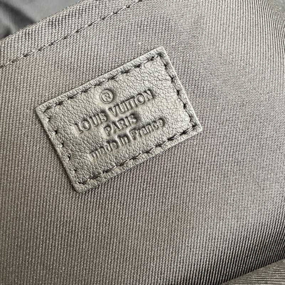 l**is V*t*n palm springs pm