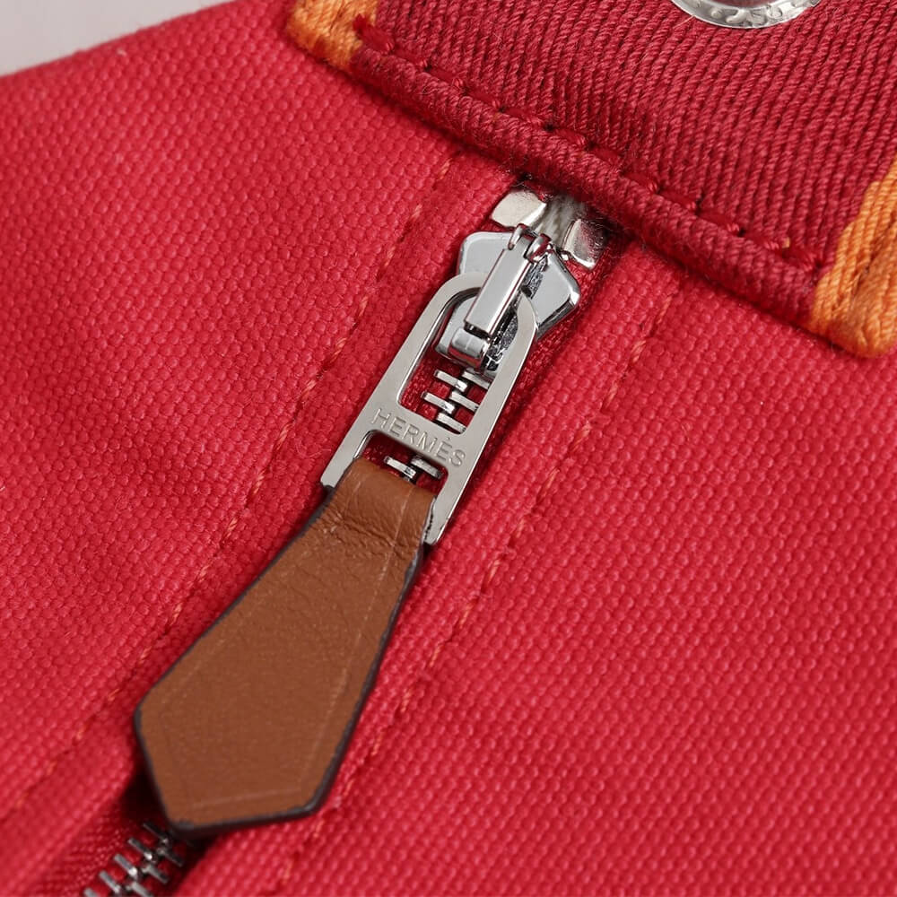 H**mes toiletery bag