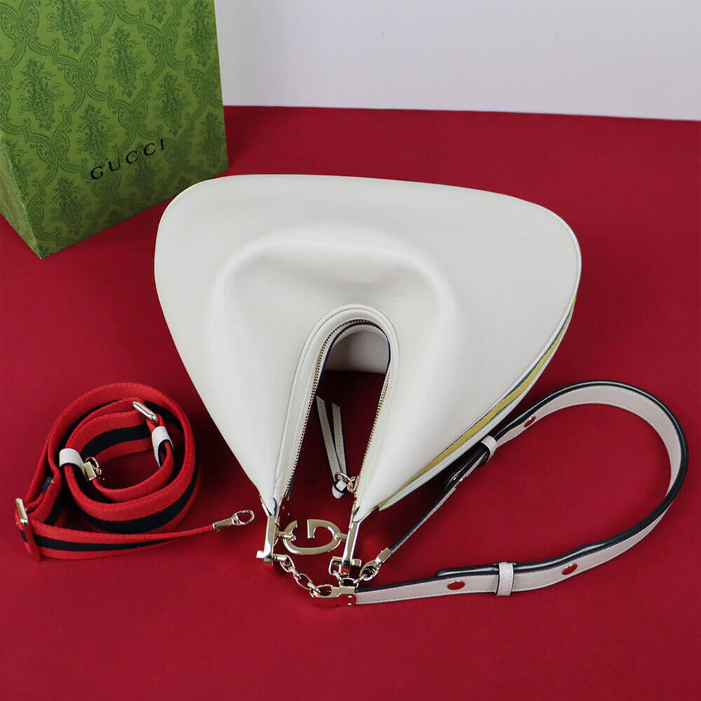 G*u*i attache large shoulder bag