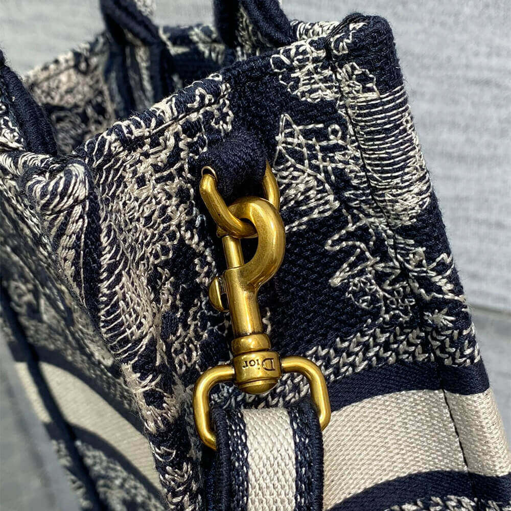 mini vertical D*or book tote