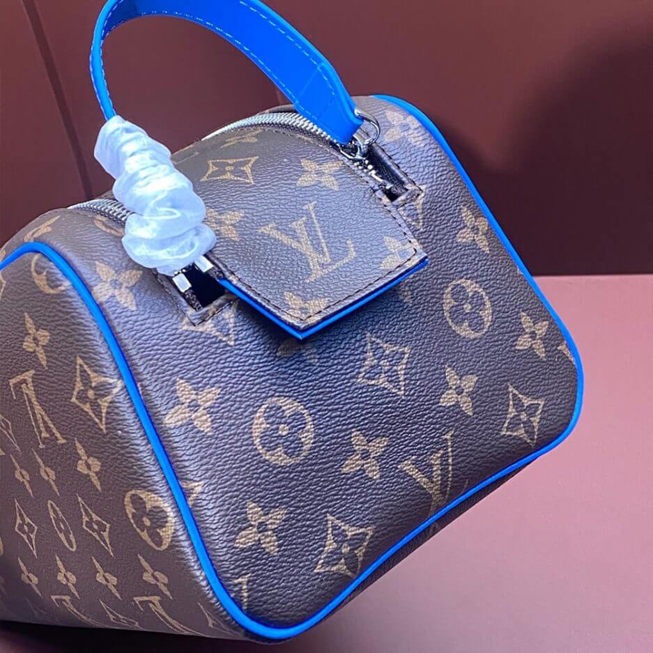 LV Dopp Kit